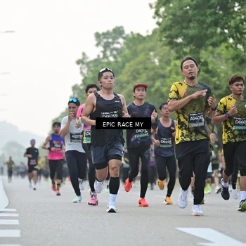 Runner Photo 6194924