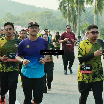 Runner Photo 6194930