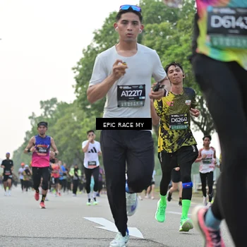 Runner Photo 6195015