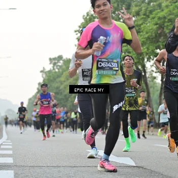 Runner Photo 6195031