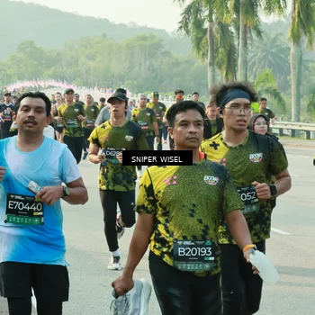 Runner Photo 6195033