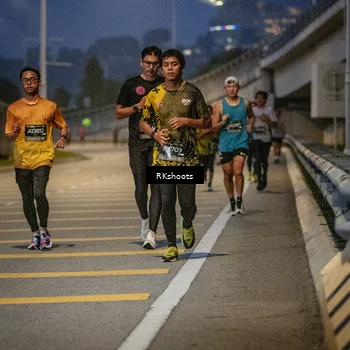 Runner Photo 6195043