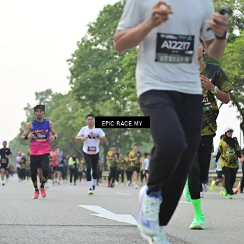 Runner Photo 6195052