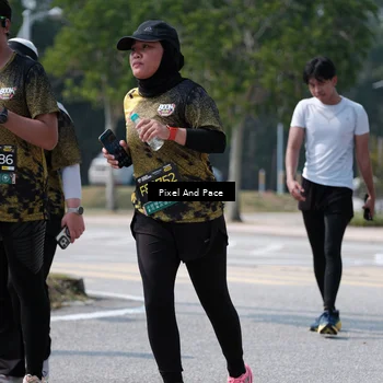 Runner Photo 6195069