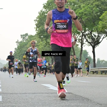 Runner Photo 6195096