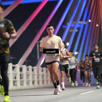 Runner Photo 6195123
