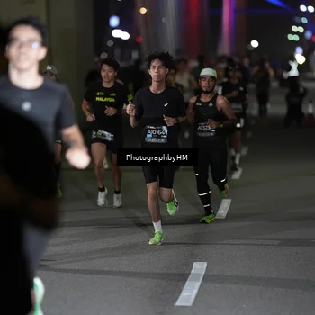 Runner Photo 6195151