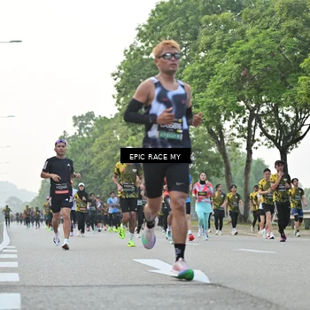 Runner Photo 6195214