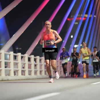 Runner Photo 6195222