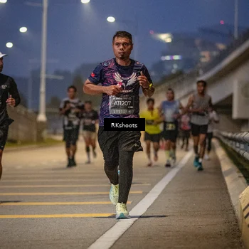 Runner Photo 6195223