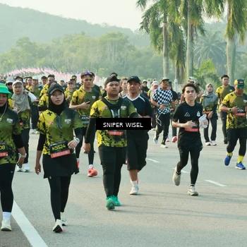 Runner Photo 6195241