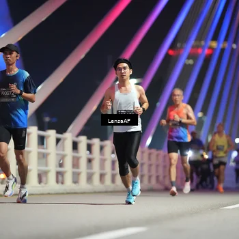 Runner Photo 6195275