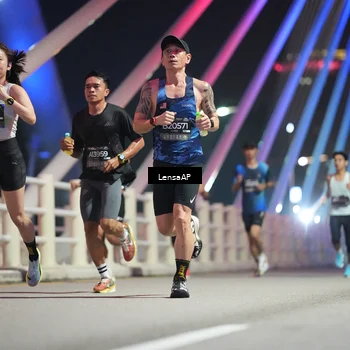 Runner Photo 6195305