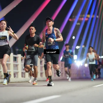 Runner Photo 6195331