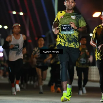 Runner Photo 6195339
