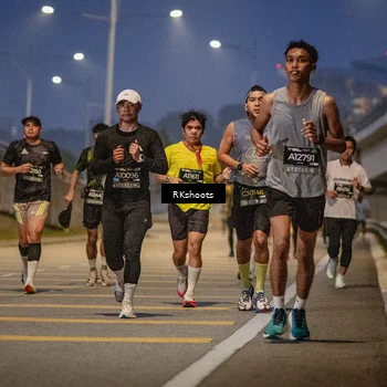 Runner Photo 6195353