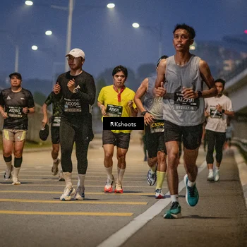 Runner Photo 6195354
