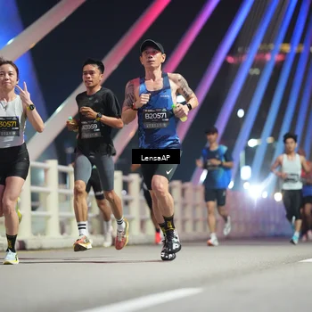 Runner Photo 6195362