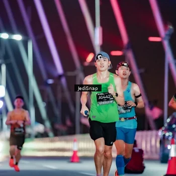 Runner Photo 6195366