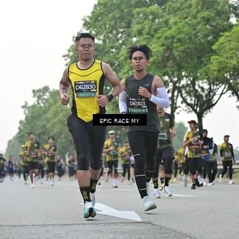 Runner Photo 6195368