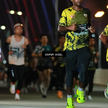 Runner Photo 6195389