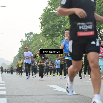 Runner Photo 6195413