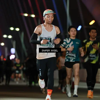 Runner Photo 6195448