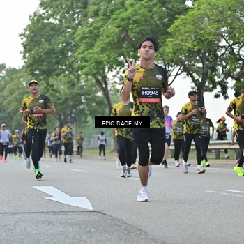 Runner Photo 6195452