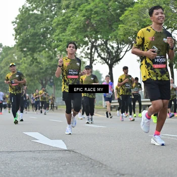 Runner Photo 6195461