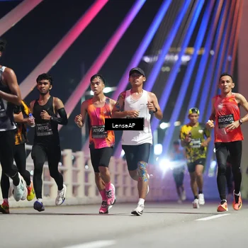 Runner Photo 6195467