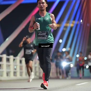 Runner Photo 6195468