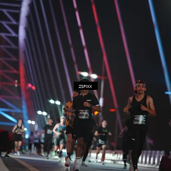 Runner Photo 6195492