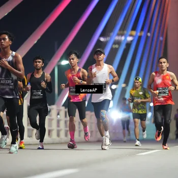 Runner Photo 6195504