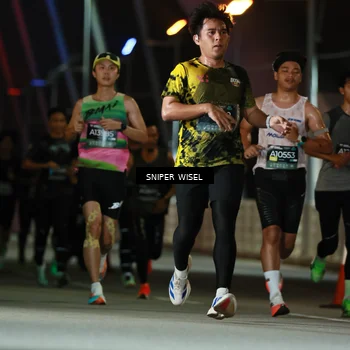 Runner Photo 6195554