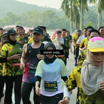 Runner Photo 6195571
