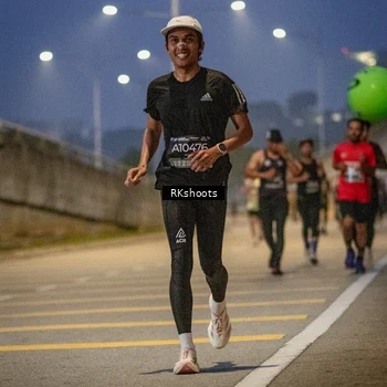 Runner Photo 6195575