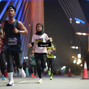 Runner Photo 6195592