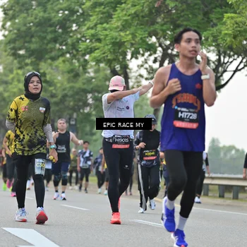 Runner Photo 6195606