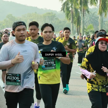 Runner Photo 6195626