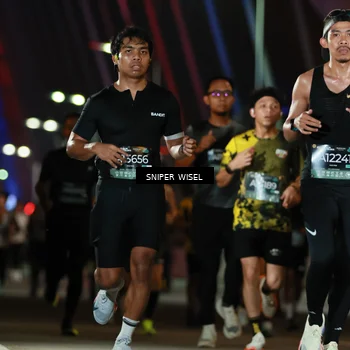 Runner Photo 6195646