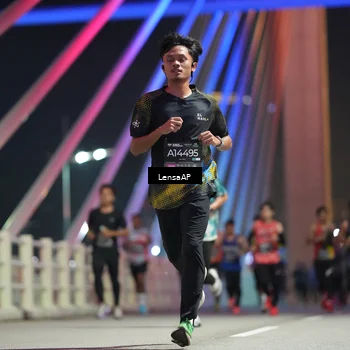Runner Photo 6195653