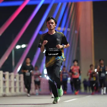 Runner Photo 6195655