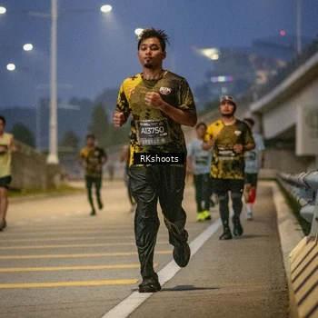 Runner Photo 6195677