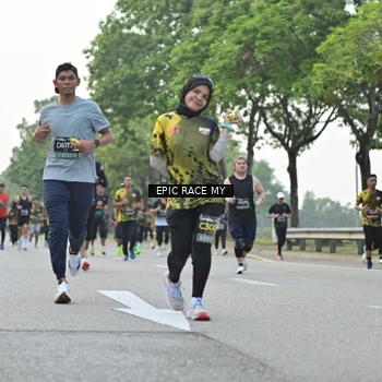 Runner Photo 6195701