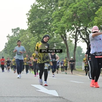 Runner Photo 6195703