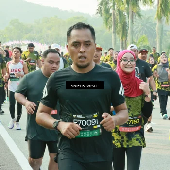Runner Photo 6195720