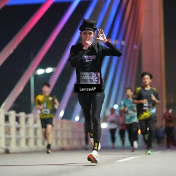 Runner Photo 6195724