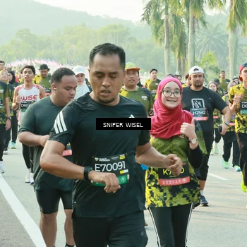 Runner Photo 6195729
