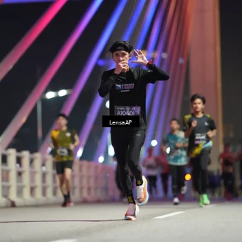Runner Photo 6195738