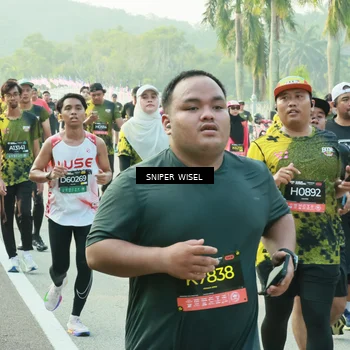 Runner Photo 6195740